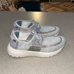 Hey Dudes Women Size 9